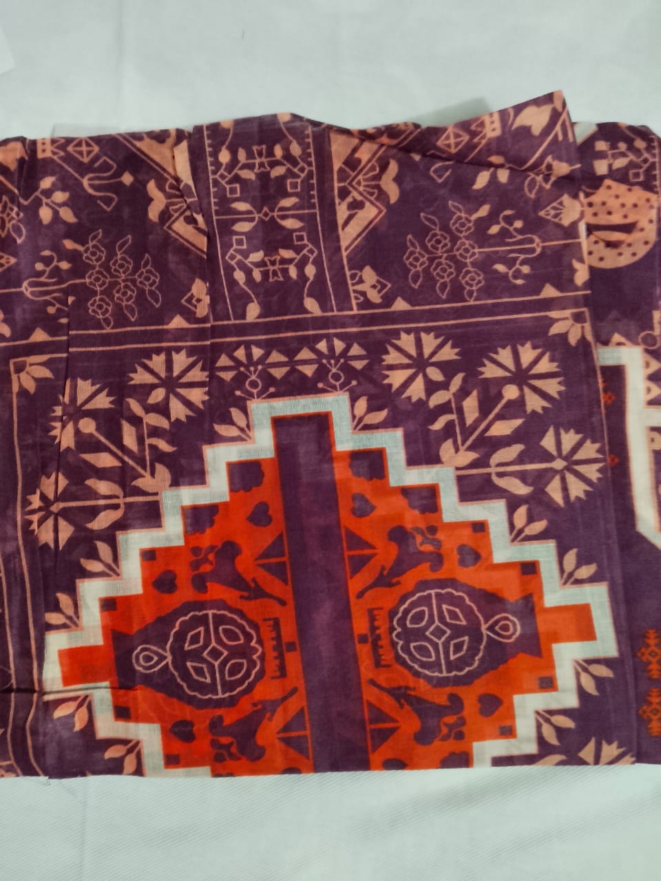 Pakistani Unstitch Women printed Lawn SUIT - Image 2